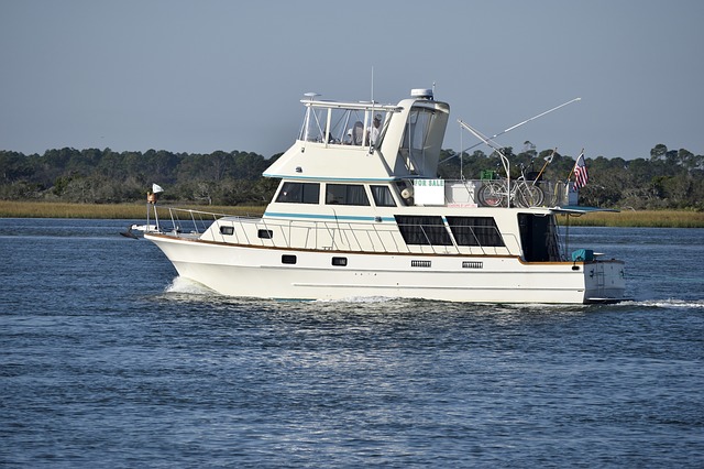 boat-for-sale-1826269_640